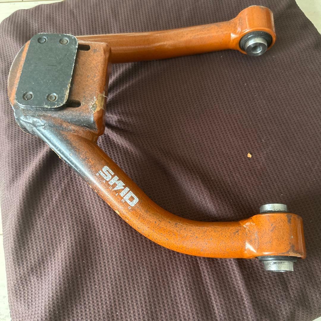 ハーピースキッドレーシング フロントアッパーアーム