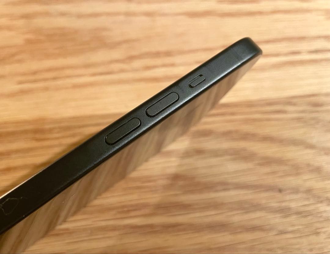 【美品】【訳有り】Apple iPhone 15 128GB ジャンク　ブラック