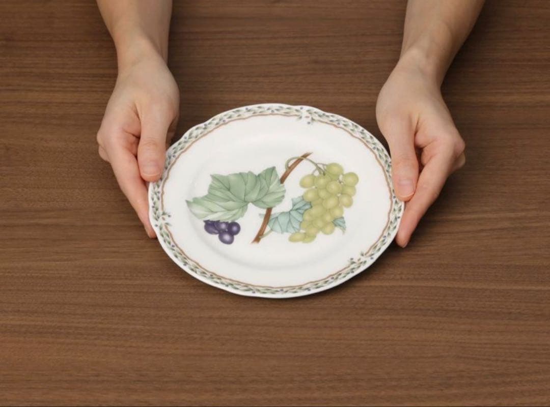 Noritake ノリタケ　オーチャードガーデン　8点セット　ボーンチャイナ