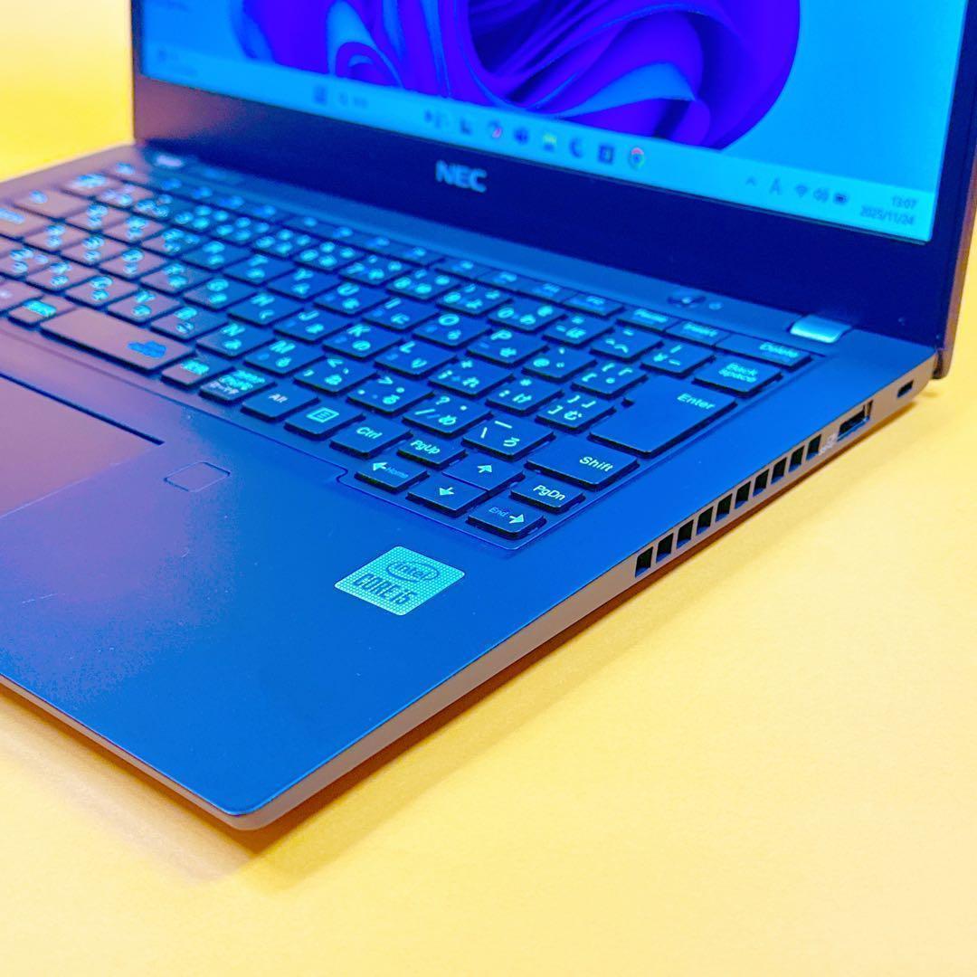 第10世代core i5✨贅沢SSD512 ノートパソコン win11薄型軽量