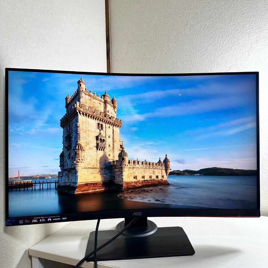 AOC 240Hz対応 31.5インチ ゲーミングモニター