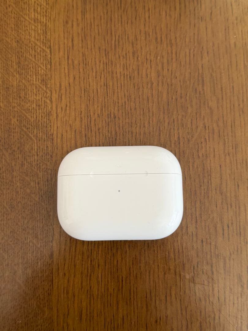 AirPods本体 ホワイト 充電ケース付き　AirPodspro2
