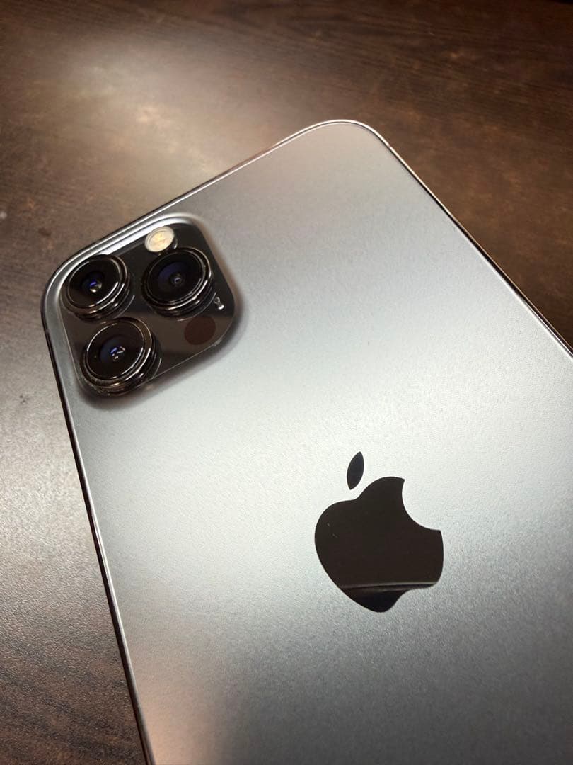 【美品】iPhone12ProMax 本体 256GB シルバー SIMフリー