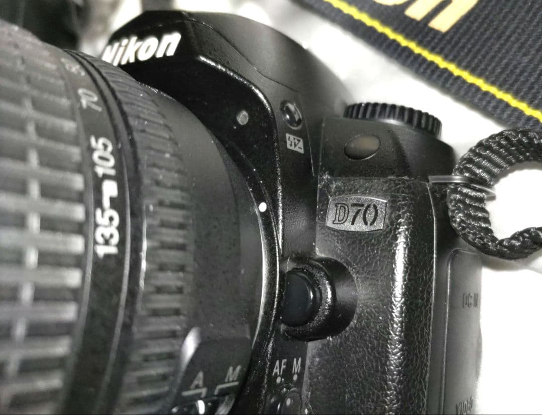 Nikon D70 デジタル一眼レフカメラ ニコン レンズ2本付