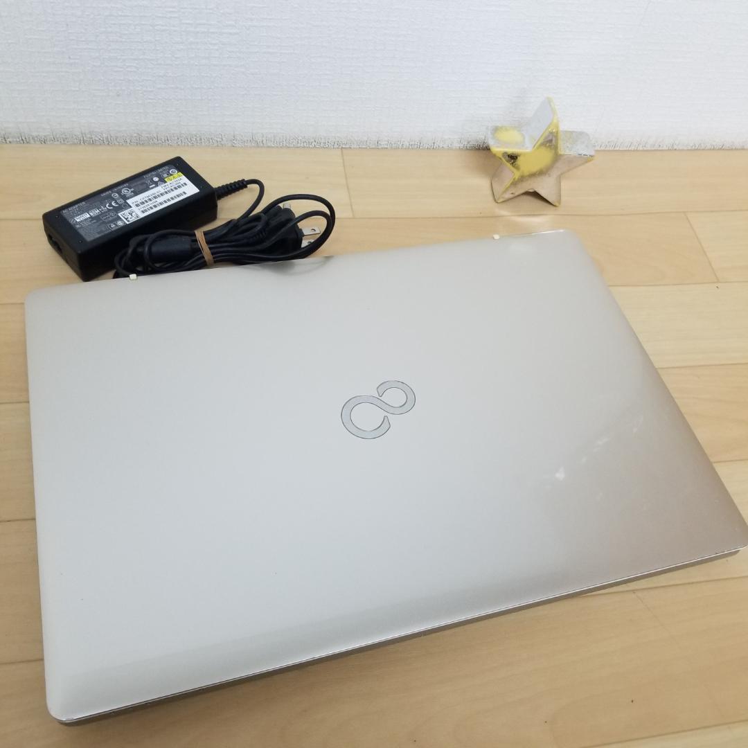 新品SSD Win11 即使用可 DVD再生可 ノートPC 富士通 (E3149