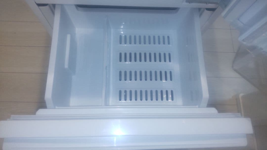 AQUA 美品 高年式 2ドア冷蔵庫 AQR-13E8 一人暮らし 単身者向け