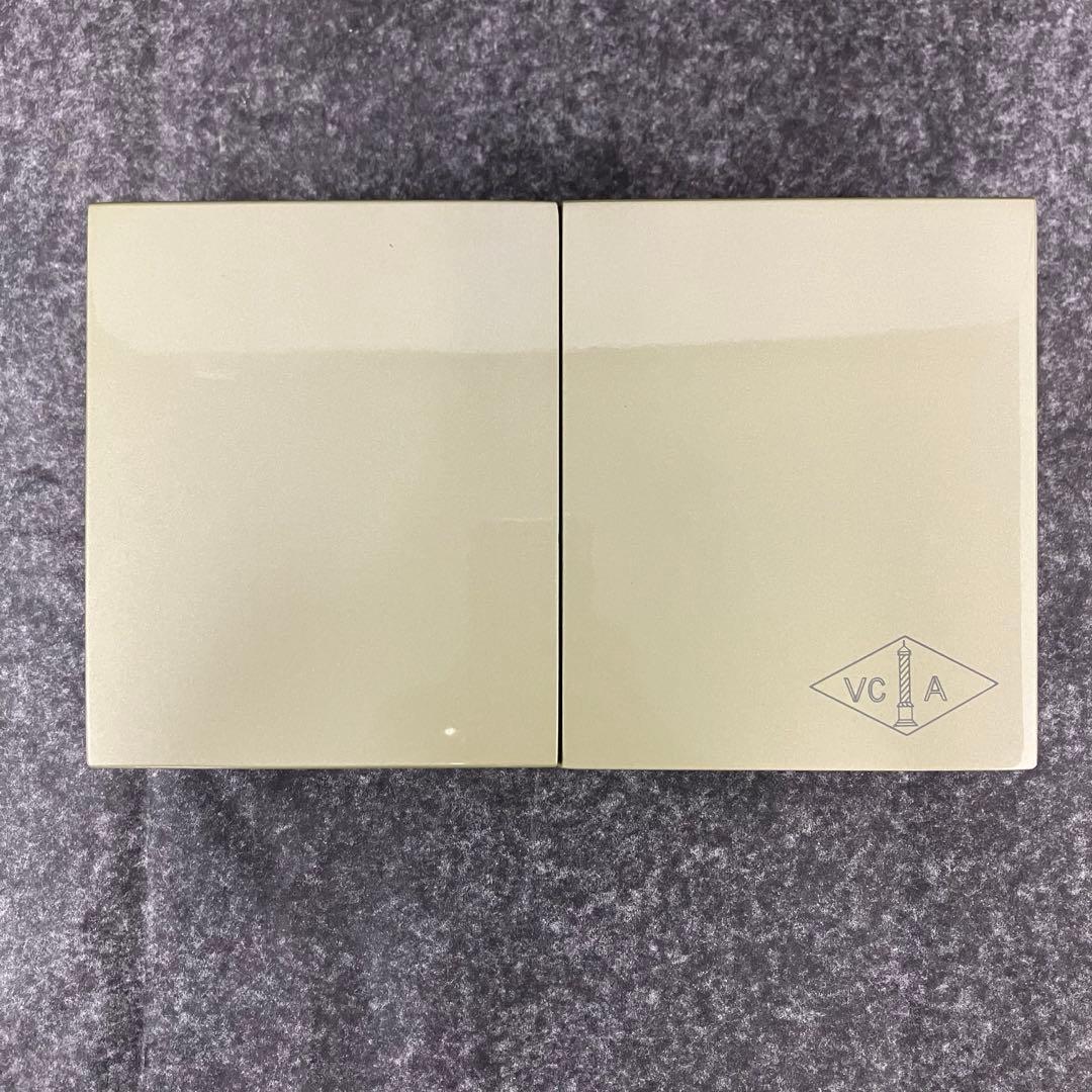 未使用☆ヴァン クリーフ&アーペル☆時計ケース☆ジュエリーケース☆ライトグリーン