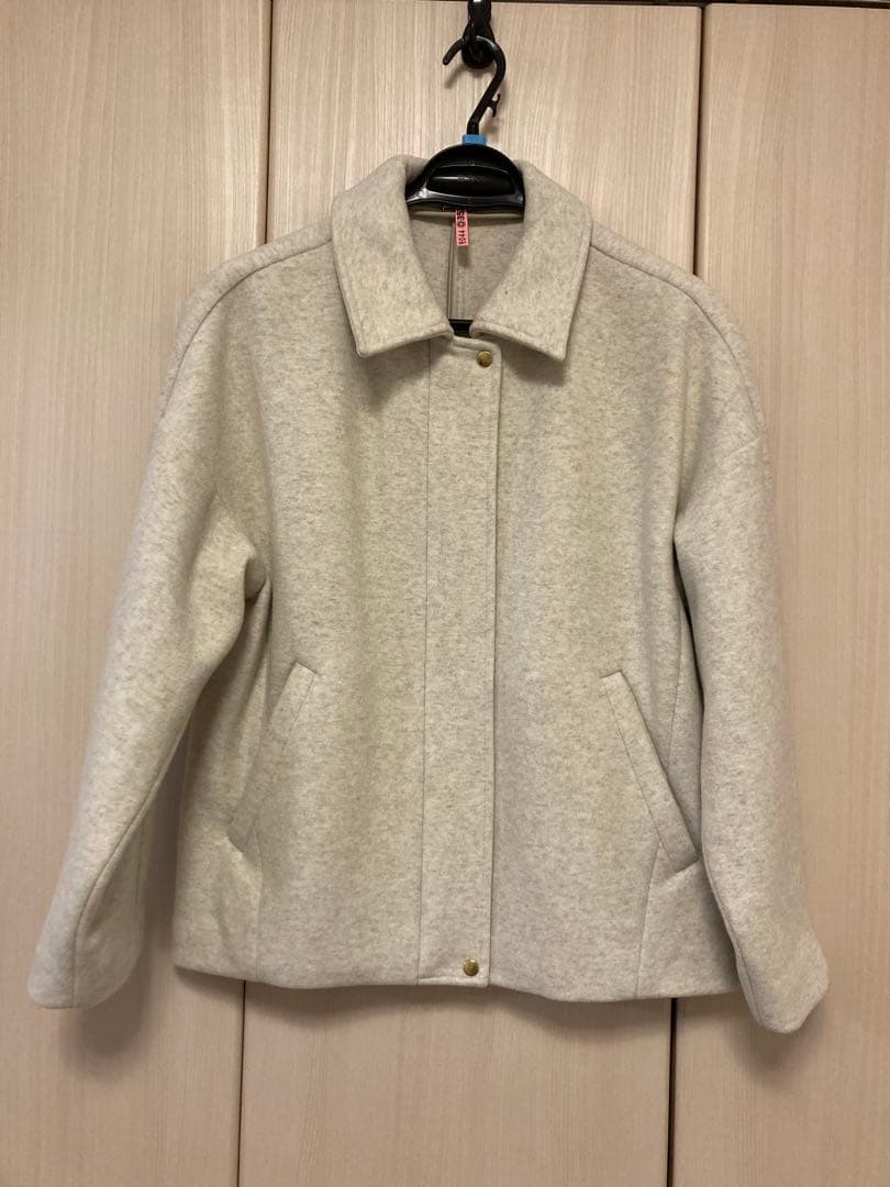 グリーンレーベルリラクシング　エリートライトコート　オフホワイト　Mサイズ