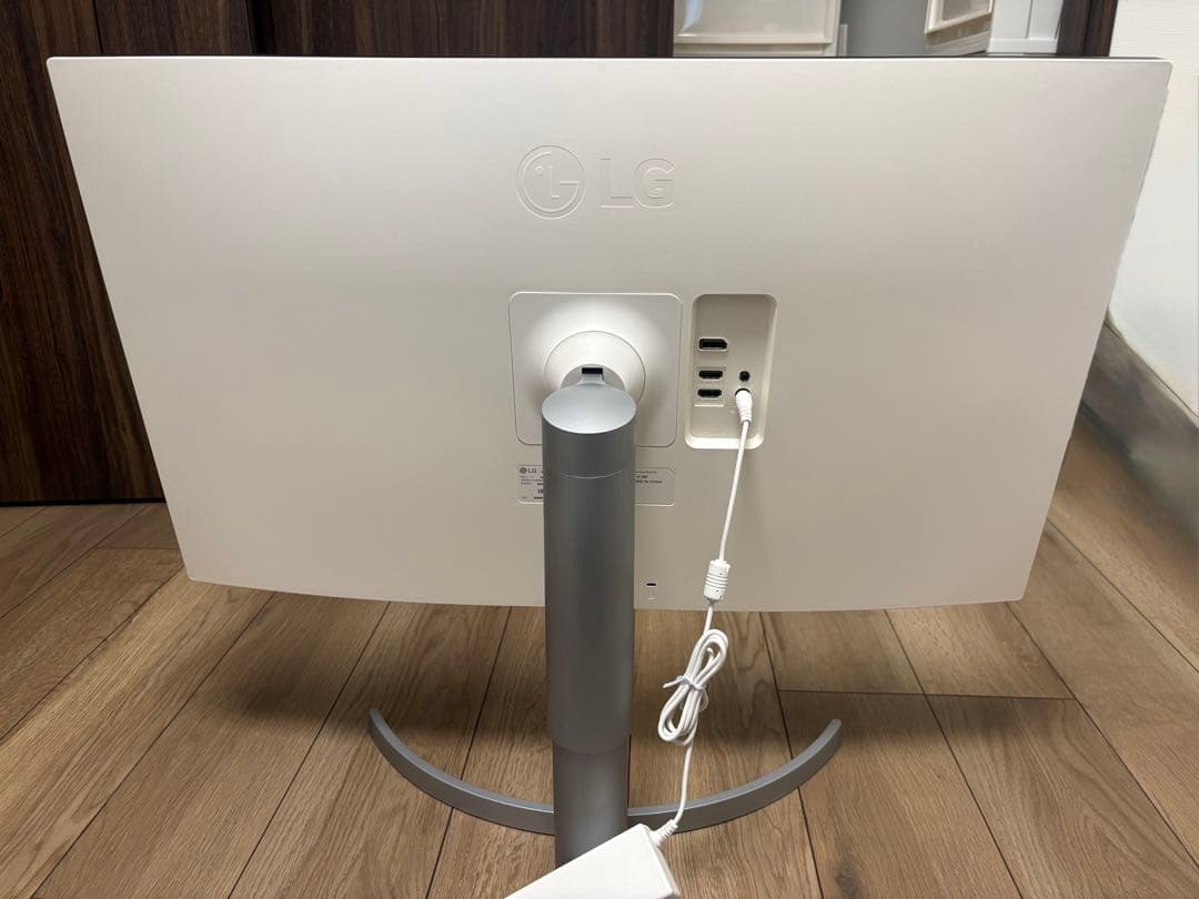 LG モニター ディスプレイ 32UN650-W 31.5インチ/4K