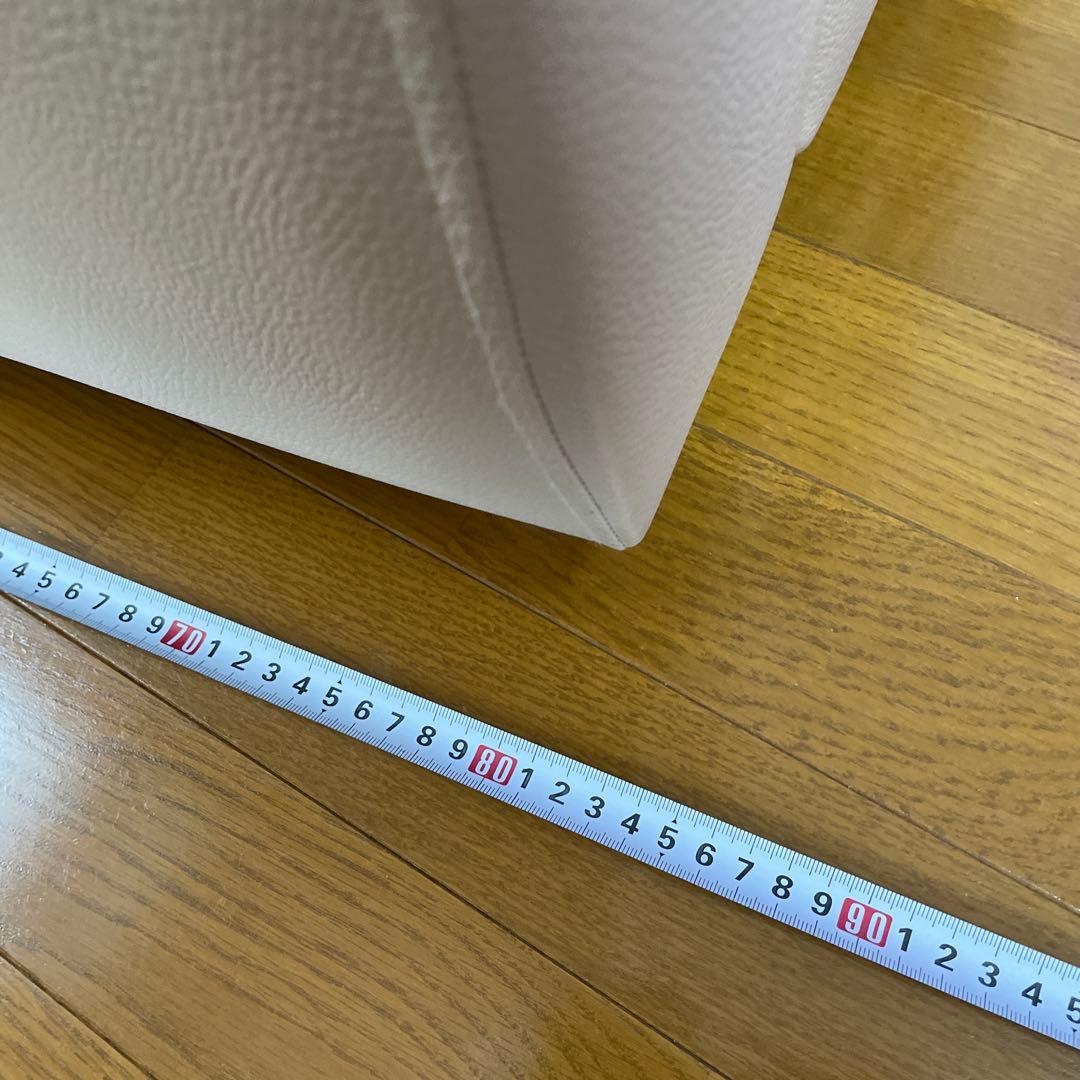 ✴️タイムセールお値下げ✴️2人掛けソファ　オフホワイト