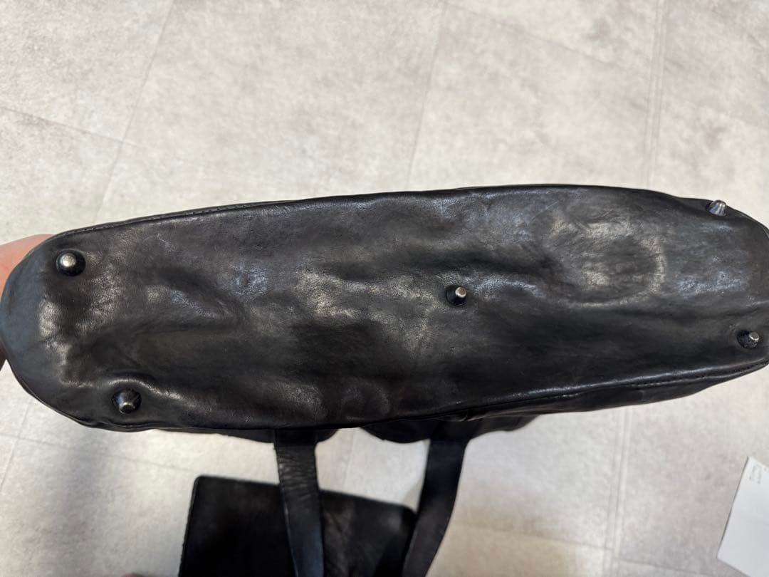 イサムカタヤマ バックラッシュ レザートートバッグ