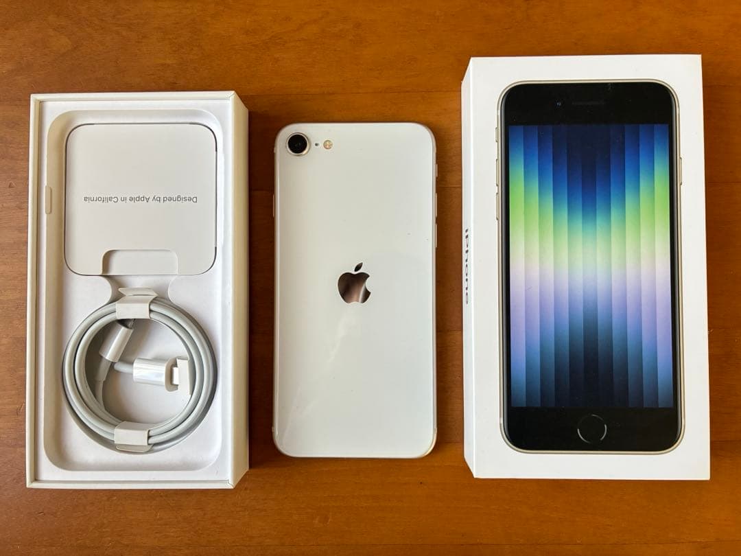 Apple iPhone SE (第3世代) スターライト64GB 「美品」