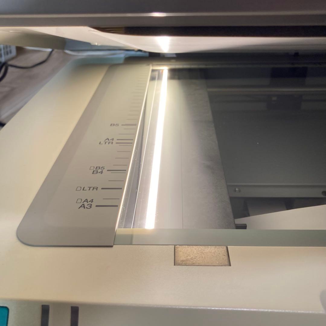 EPSON ES-H7200 A3 フラットべッドスキャナー　エプソン