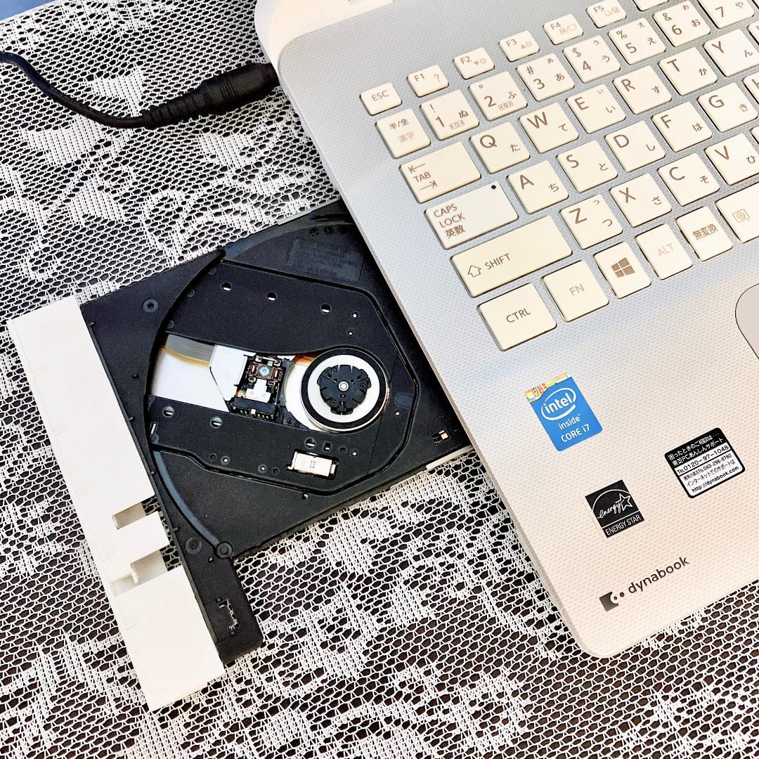 東芝ノートパソコン Win11 Core-i7 SSD カメラ付き❣️薄型軽量✨