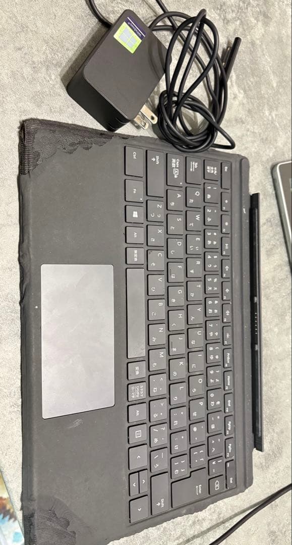 Microsoft Surface Pro 本体　充電器キーボード付