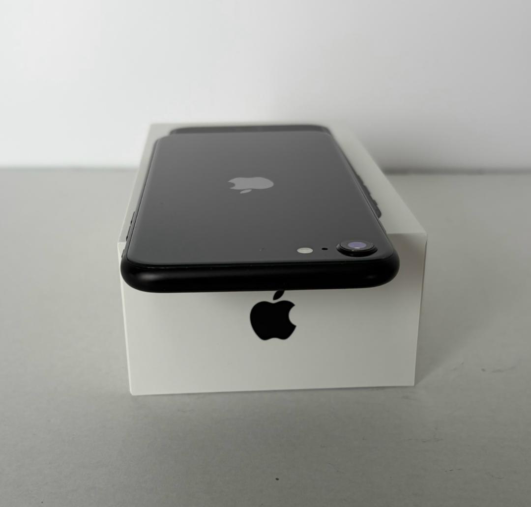 Apple iPhone SE (第2世代) 3台セット