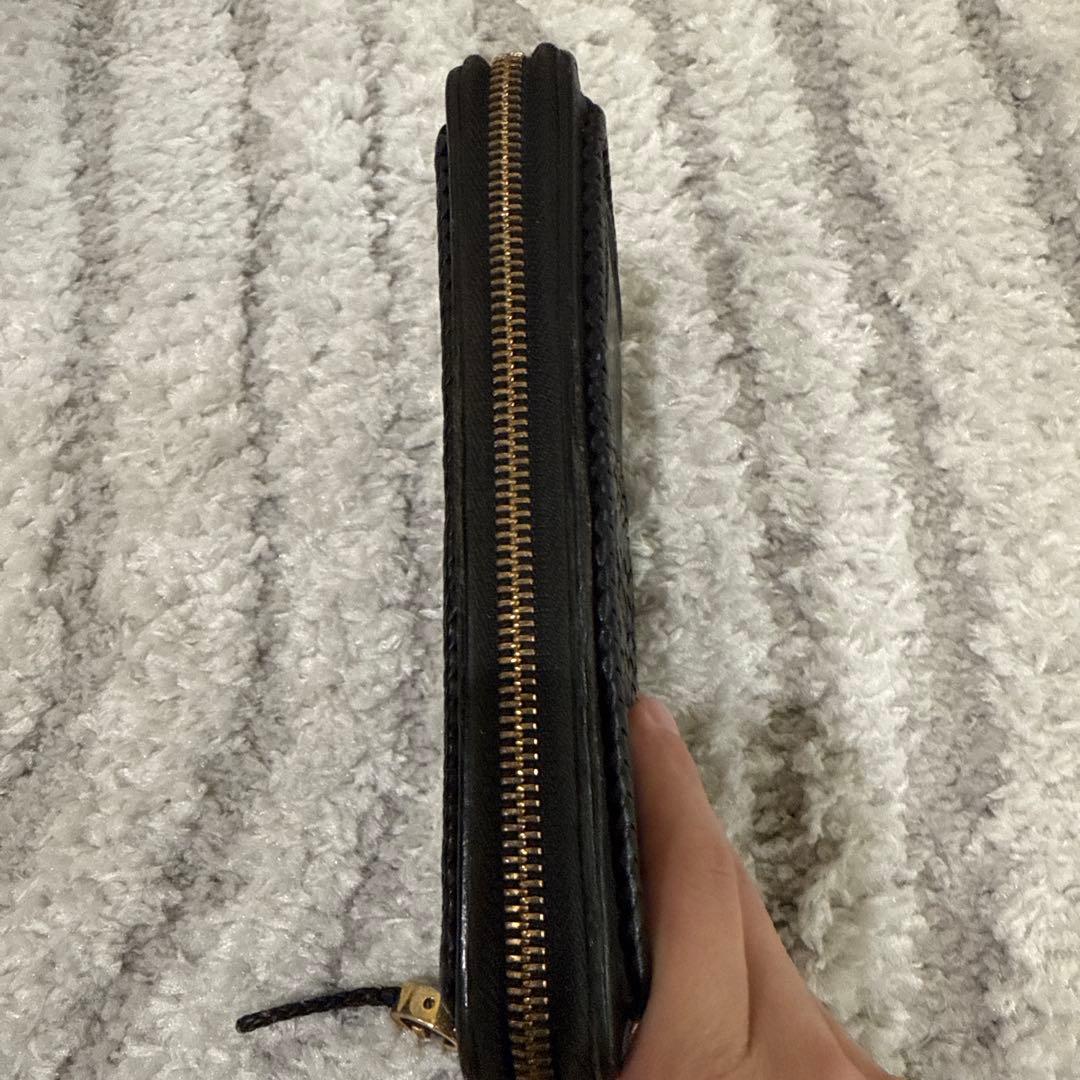GUCCI グッチ 編み込みデザイン ブラック長財布
