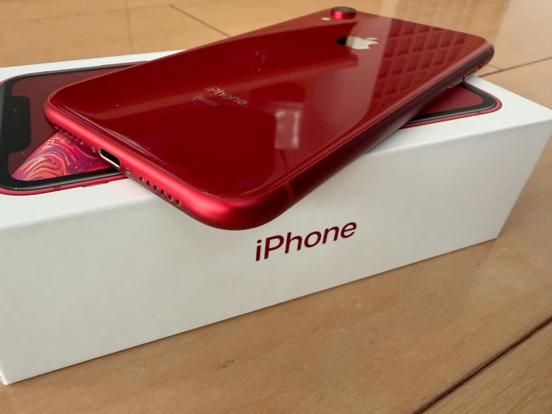 ★☆ iPhone XR 64GB Product RED 美品 バッテリ94%