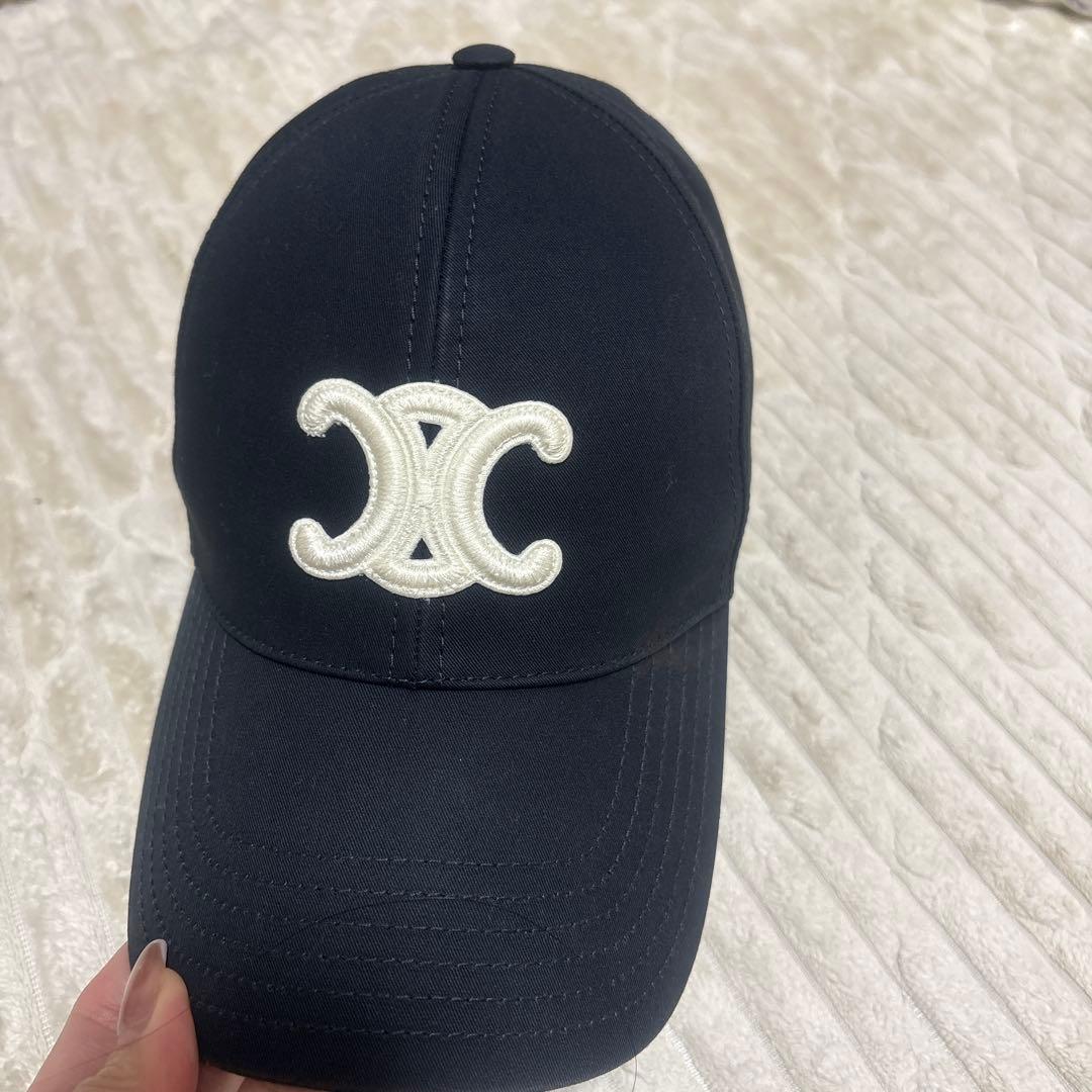 セリーヌ トリオンフ キャップ