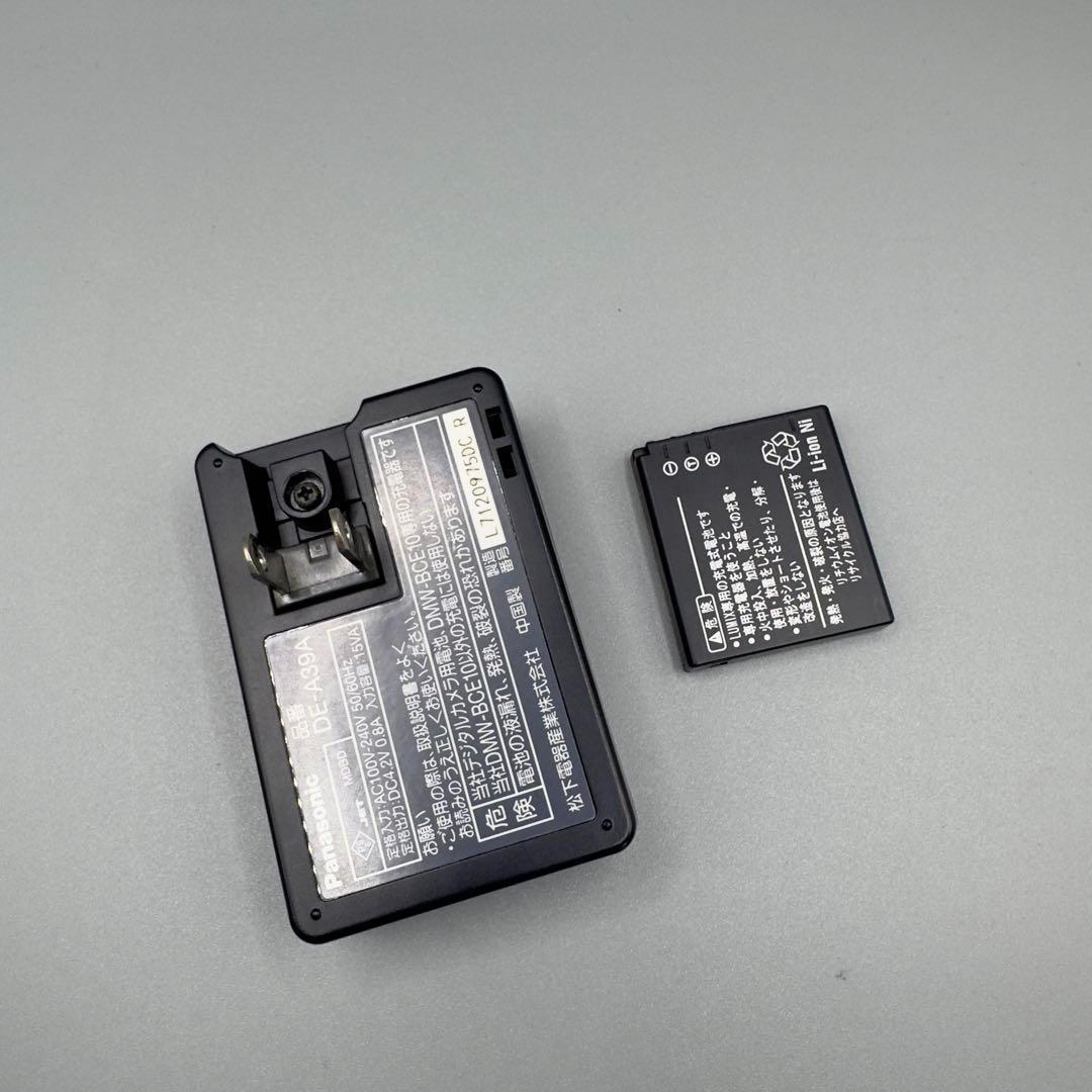 Panasonic LUMIX DMC FX35 コンパクト デジタル カメラ