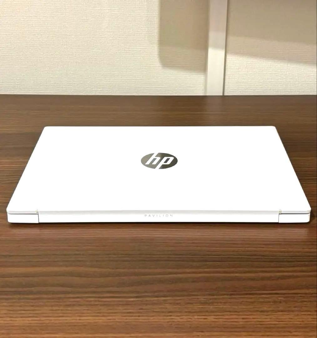 HP Pavilion Aero Laptop 13-be 13.3インチ