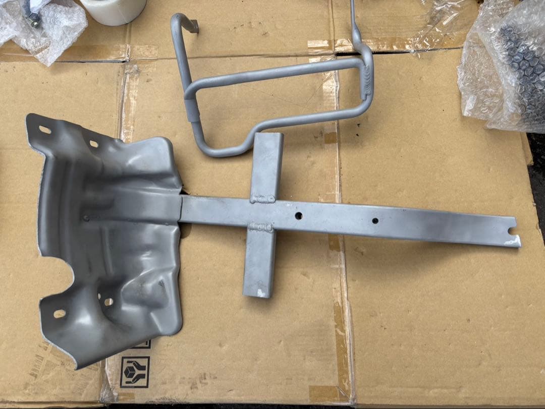 HONDA ホンダ NSX NA1＆2 スペアタイヤ　ホルダー＆バッテリーガード