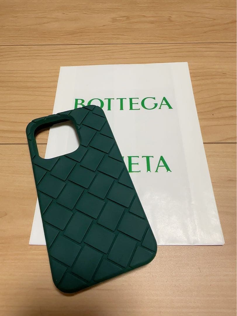 BOTTEGA VENETA iPhone 14proスマホケース