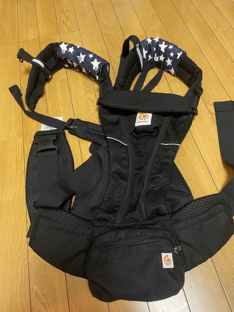 エルゴベビー 抱っこひも 黒 星柄