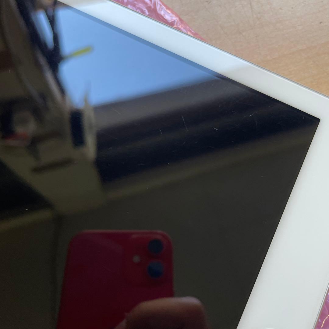 iPad 第6世代　A1893　Wi-Fiモデル　シルバー　32GB #9