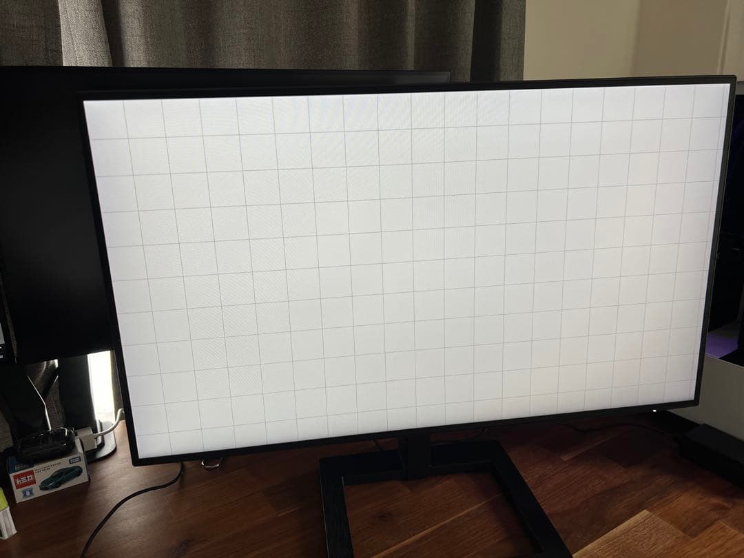 PHILIPS 272E2F/11 27インチ4辺フレームレスモニター 1