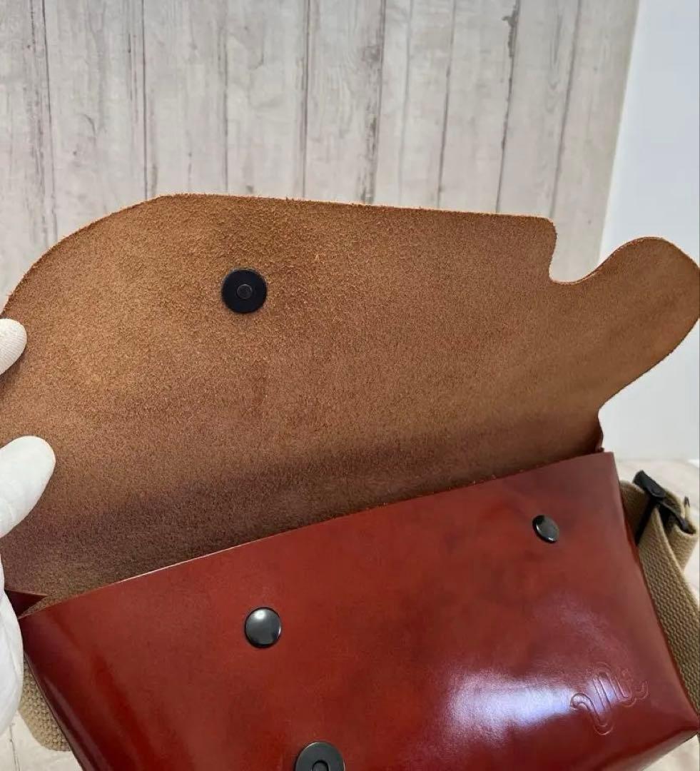 Uni&co. 牛革　メッセンジャーバッグ　キャメル　ショルダーバッグ