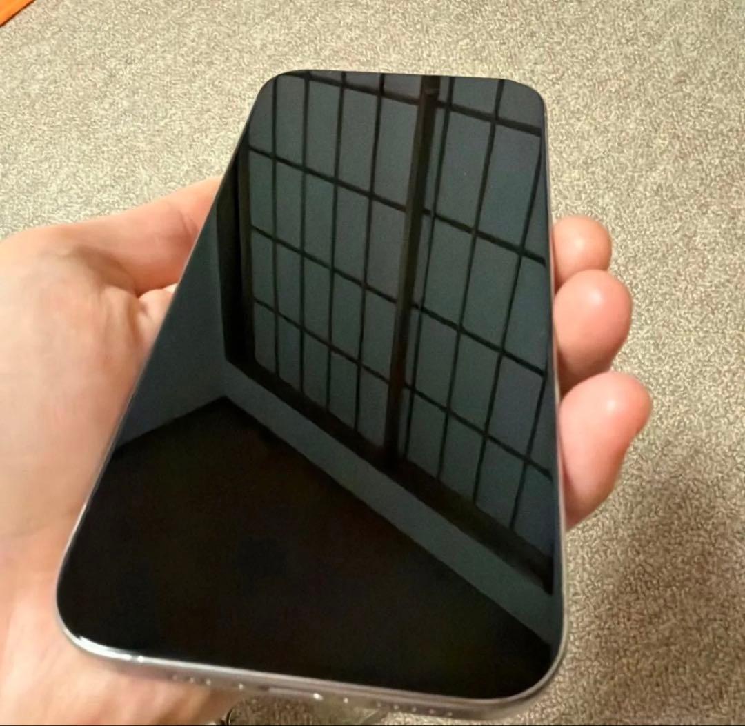 iPhone15 Pro SIMフリー ナチュラルチタウム　128GB