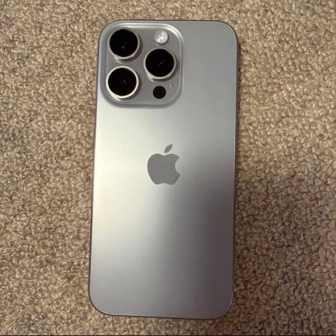 iPhone15 Pro SIMフリー ナチュラルチタウム　128GB