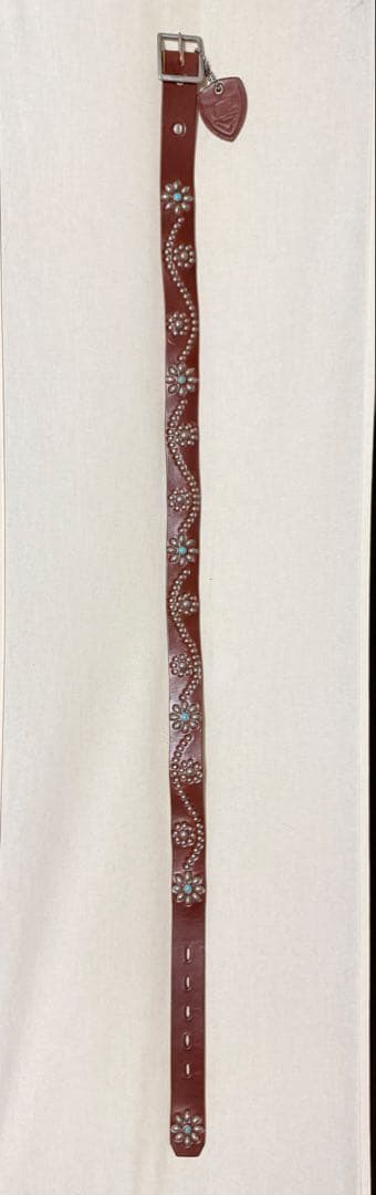 ⭐️新品⭐️HTC⭐️フラワーターコイズ⭐️シルバースタッズ⭐️ブラウンレザー⭐️34インチ