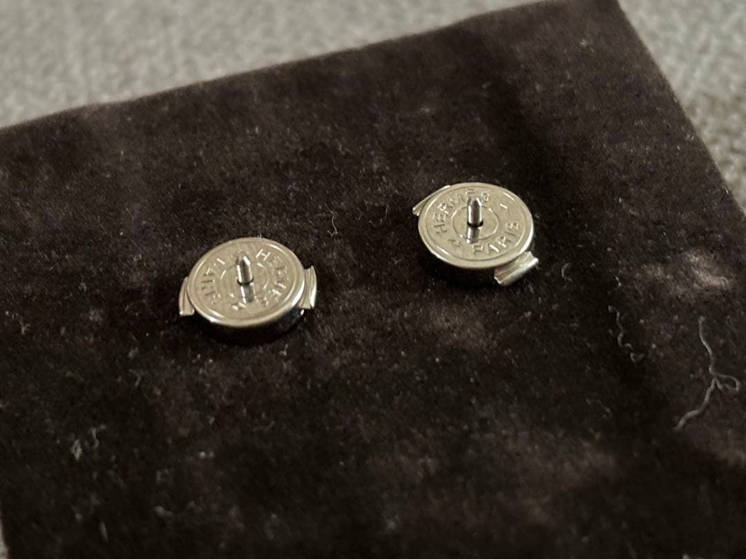 HERMES カージュドアッシュ Hキューブ ピアス