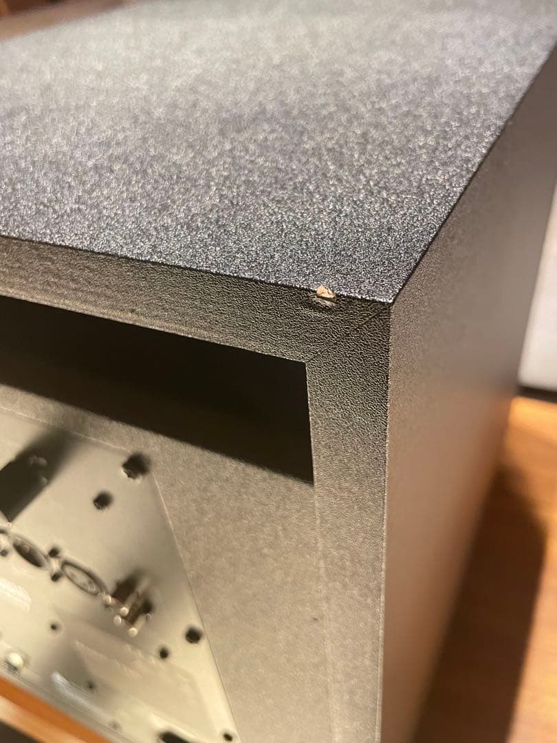 ADAM AUDIO T10S サブウーファー