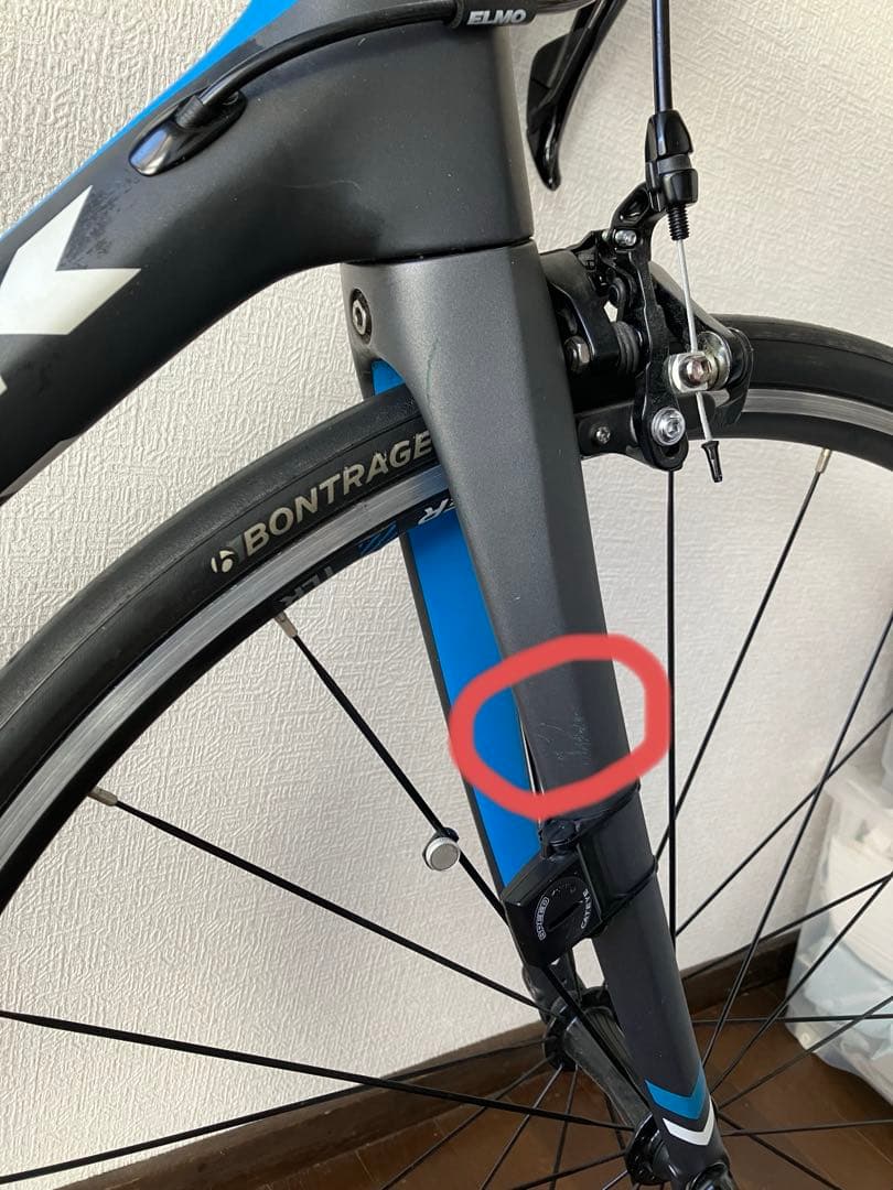 トレック シルク SILQUE 44 ロードバイク　カーボン　直接引き渡し希望