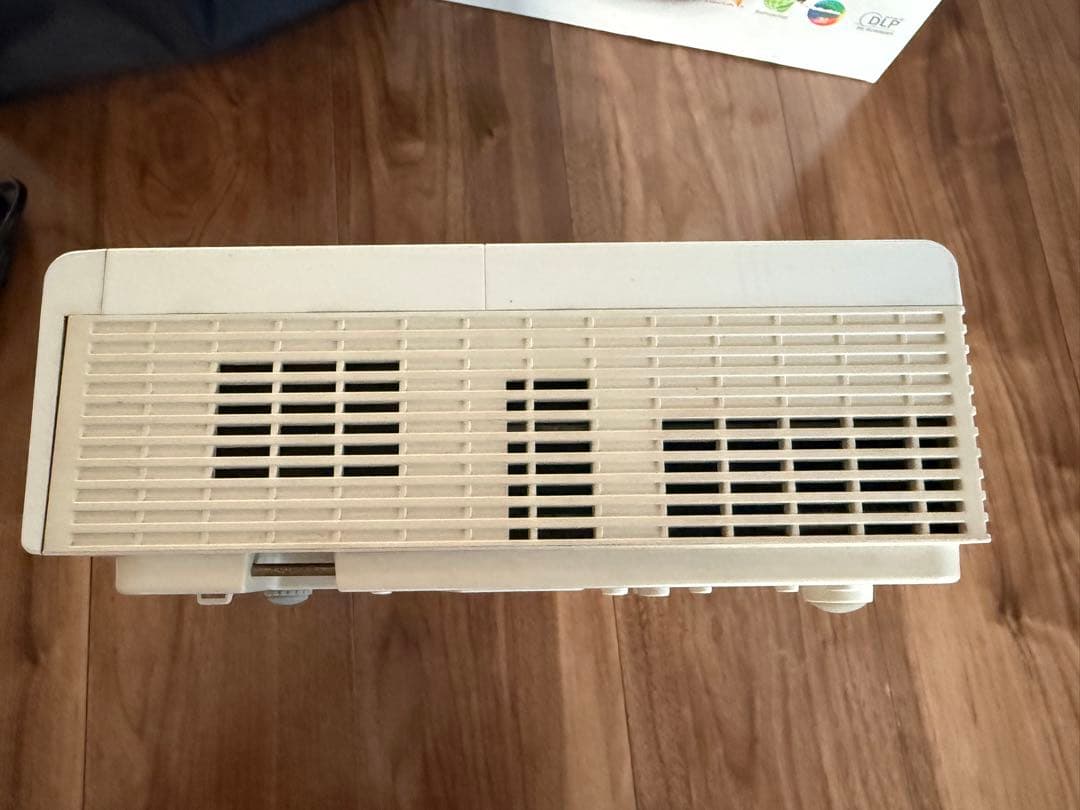 Acer H5370BD プロジェクター(ケース・3Dメガネ・リモコン付き）