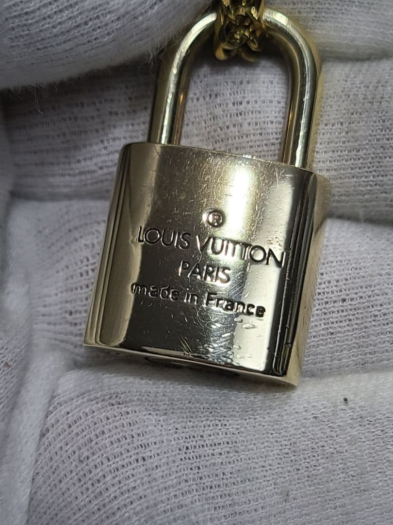 み*の様 正規品　LOUISVUITTON　パドロック　カデナ＆キー
