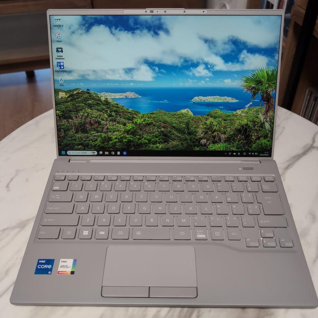 Y*a様 富士通ノートPC 20年製14型軽量 16GBメモリ512GBSSD