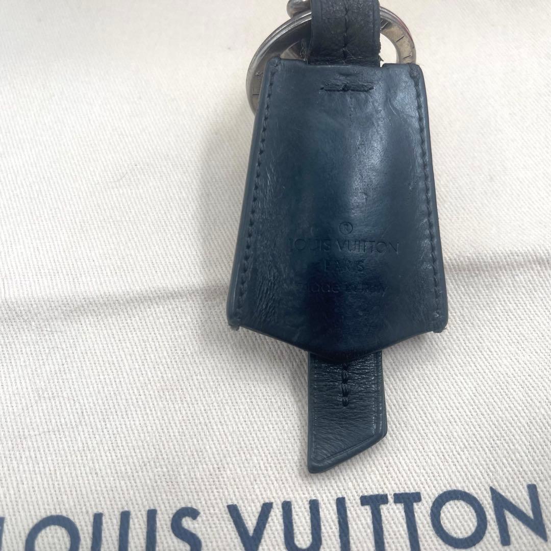 ルイヴィトン キーホルダー キーリング クロッシュ クレ チャーム　866