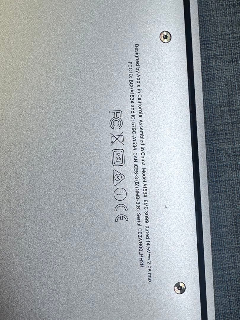 最上位　MacBook 12インチ i7 16/ 512