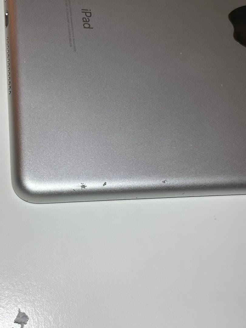 iPad 第6世代　Wi-Fi 32Gモデル