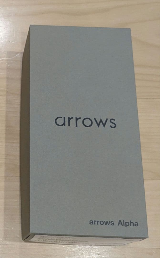 3連休限定価格!arrows Alpha ホワイト SIMフリー