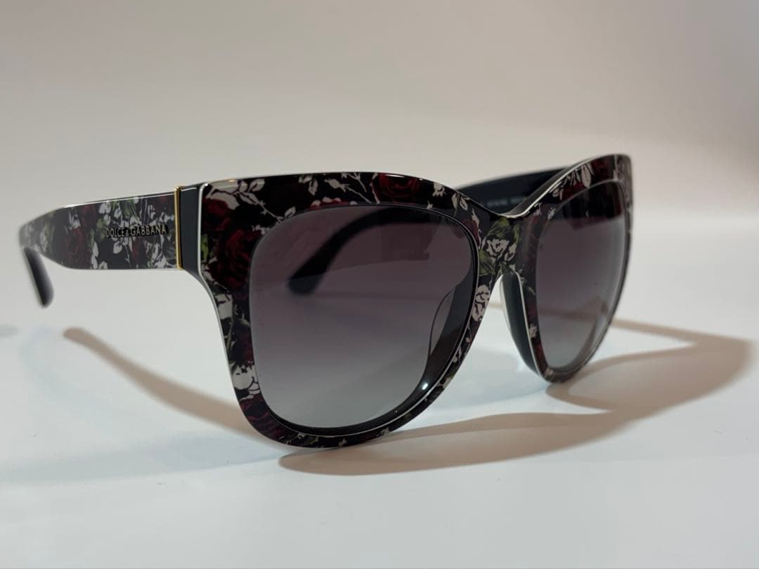 ドルチェ＆ガッバーナ サングラス 花柄 フローラル 黒 ケース 正規品