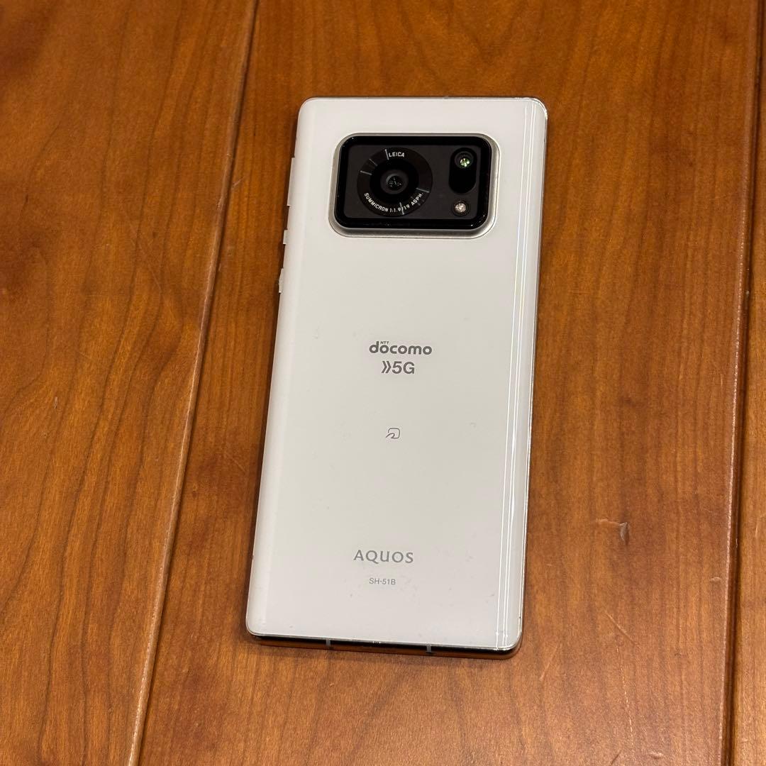 AQUOS SH-51B 128GB docomo スマートフォン本体