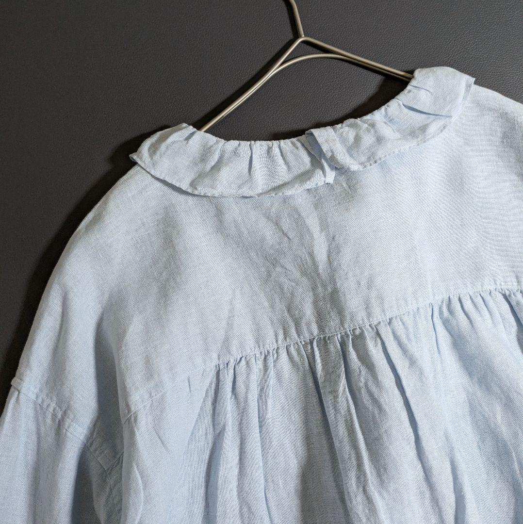 ツムグ／立体フリル リネンブラウス ライトブルー サックス 長袖 フリルシャツ