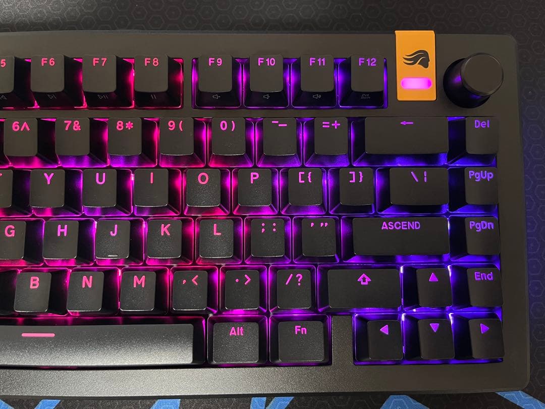 GLORIOUS GMMK 3 HE メカニカルキーボード