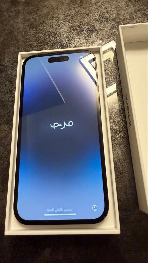 iphone14pro 128GB スペースブラック　ケース6つ付き