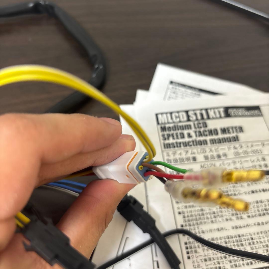 武川　ミディアムLCDスピード&タコメーター 12V車汎用　4mini モンキー